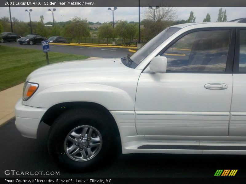 Golden Pearl Metallic / Ivory 2001 Lexus LX 470