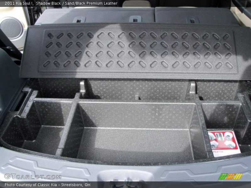 Shadow Black / Sand/Black Premium Leather 2011 Kia Soul !