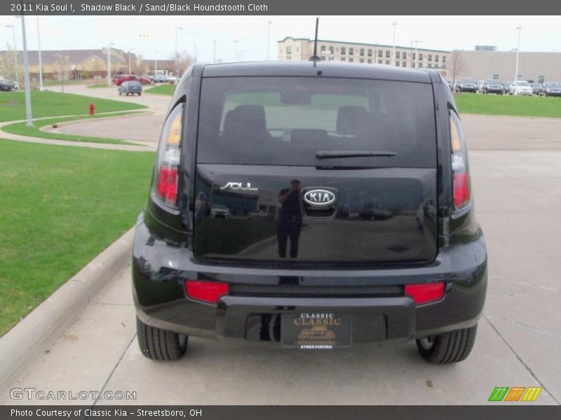 Shadow Black / Sand/Black Houndstooth Cloth 2011 Kia Soul !