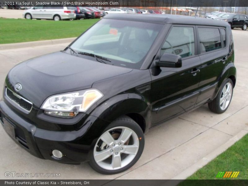 Shadow Black / Sand/Black Houndstooth Cloth 2011 Kia Soul !
