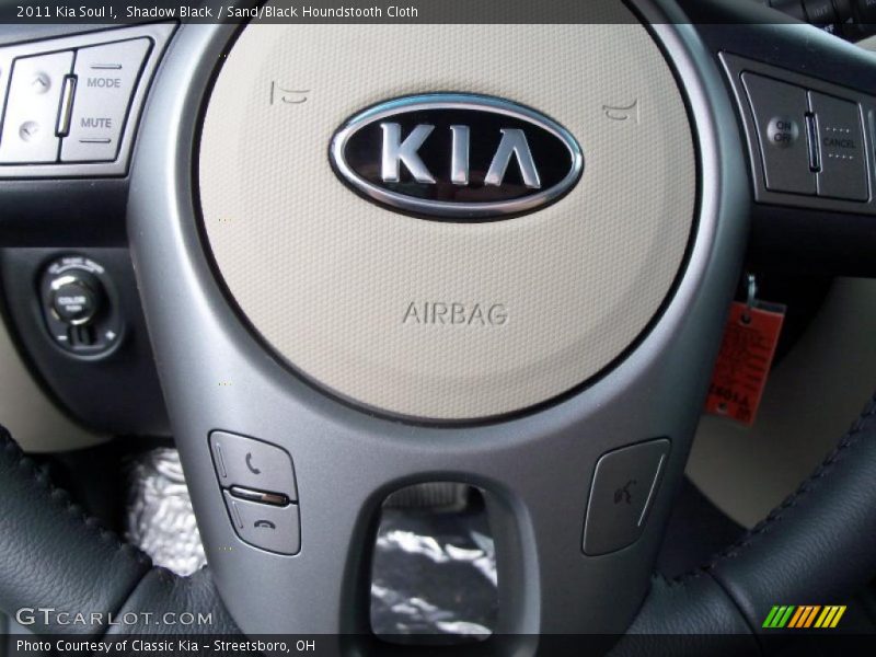 Shadow Black / Sand/Black Houndstooth Cloth 2011 Kia Soul !