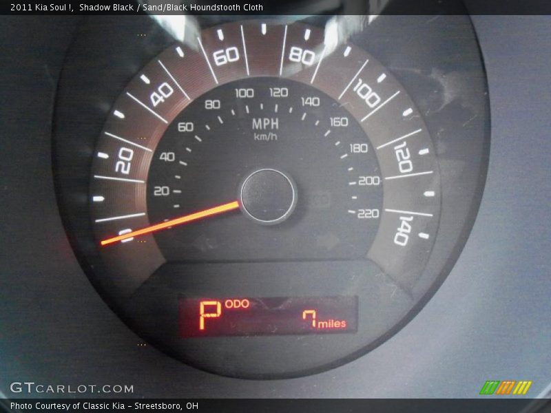 Shadow Black / Sand/Black Houndstooth Cloth 2011 Kia Soul !