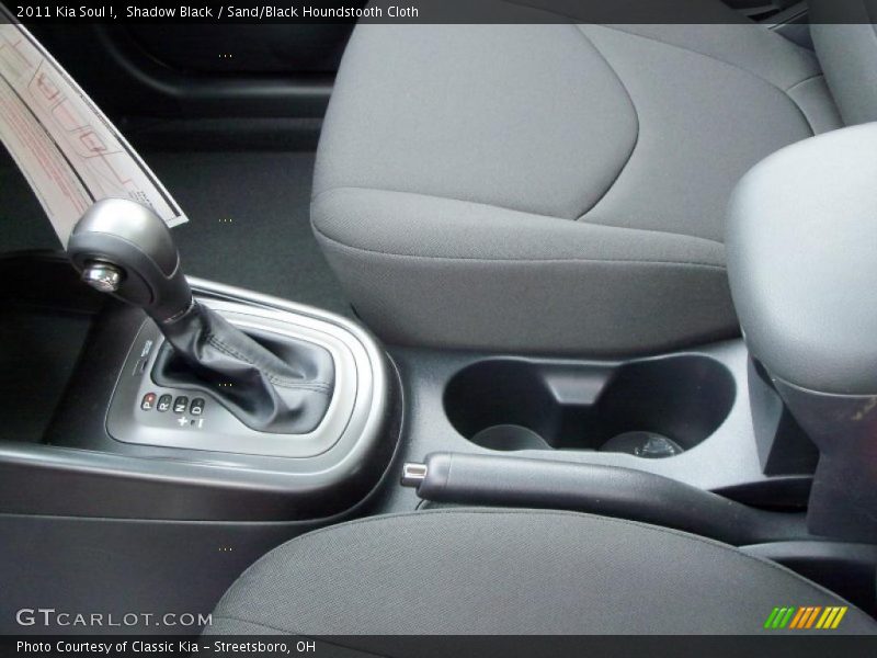Shadow Black / Sand/Black Houndstooth Cloth 2011 Kia Soul !