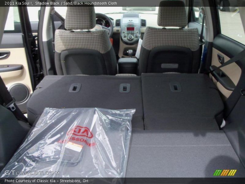 Shadow Black / Sand/Black Houndstooth Cloth 2011 Kia Soul !