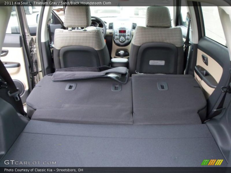 Titanium Gray / Sand/Black Houndstooth Cloth 2011 Kia Soul !