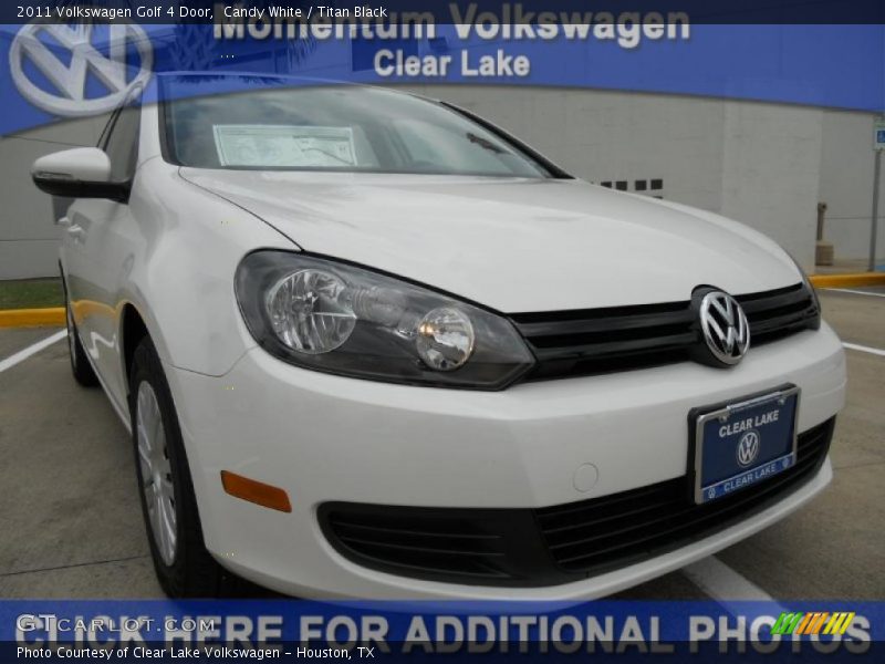 Candy White / Titan Black 2011 Volkswagen Golf 4 Door