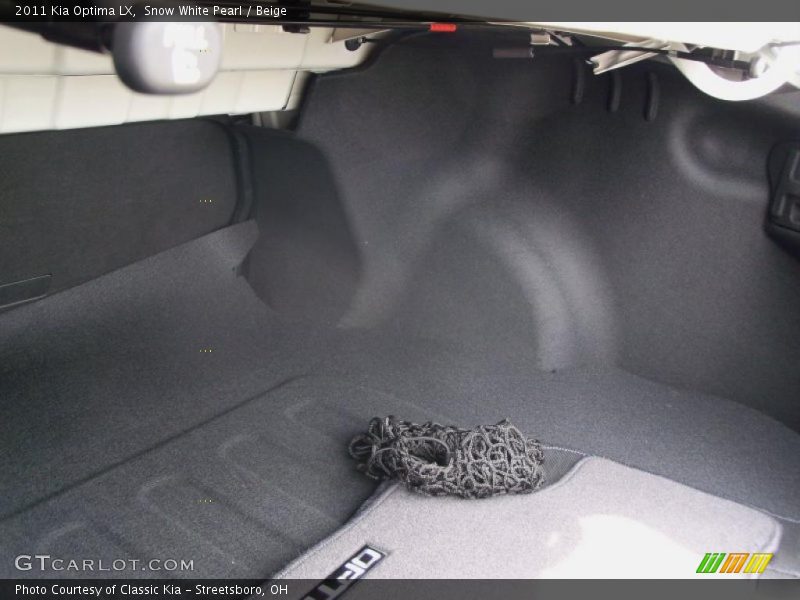 Snow White Pearl / Beige 2011 Kia Optima LX