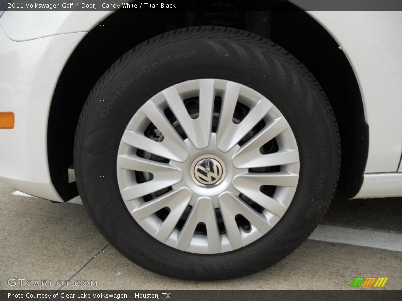 Candy White / Titan Black 2011 Volkswagen Golf 4 Door