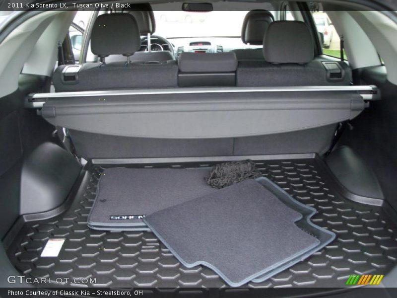Tuscan Olive / Black 2011 Kia Sorento LX