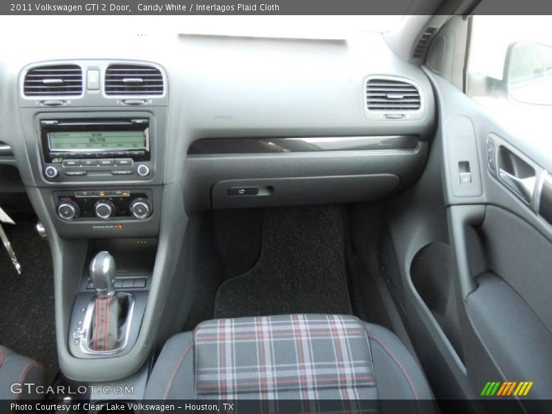 Candy White / Interlagos Plaid Cloth 2011 Volkswagen GTI 2 Door