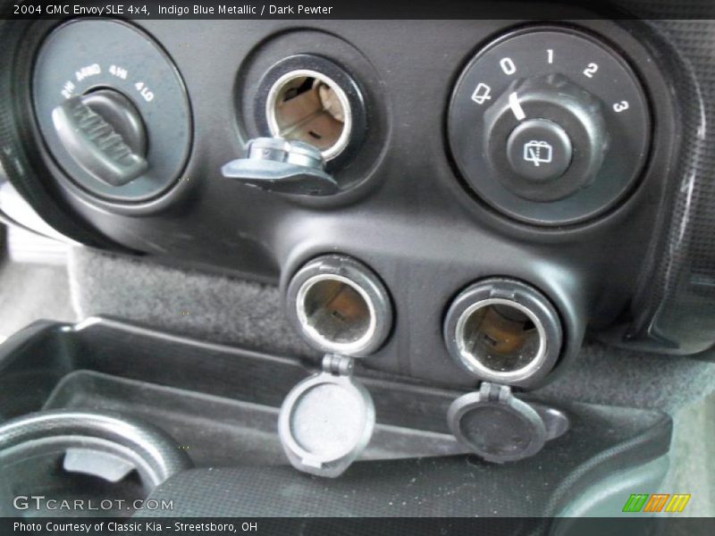 Indigo Blue Metallic / Dark Pewter 2004 GMC Envoy SLE 4x4