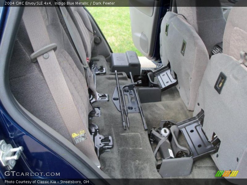 Indigo Blue Metallic / Dark Pewter 2004 GMC Envoy SLE 4x4