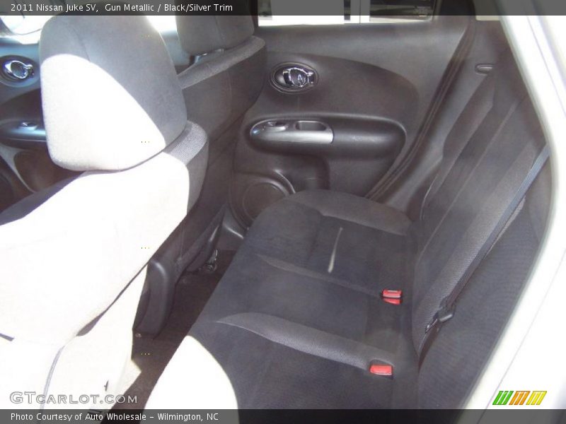 Gun Metallic / Black/Silver Trim 2011 Nissan Juke SV