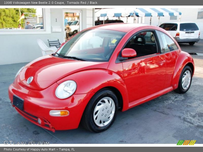 Front 3/4 View of 1998 New Beetle 2.0 Coupe