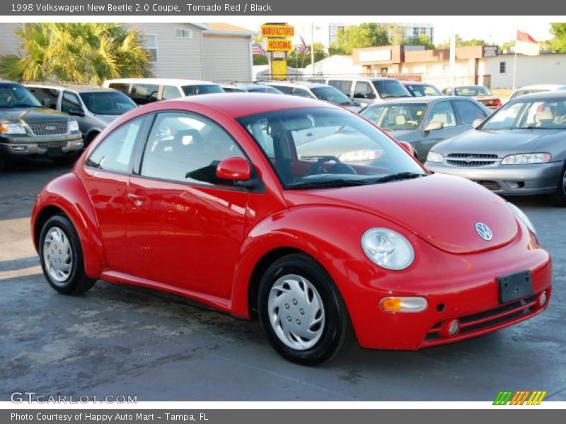 Front 3/4 View of 1998 New Beetle 2.0 Coupe