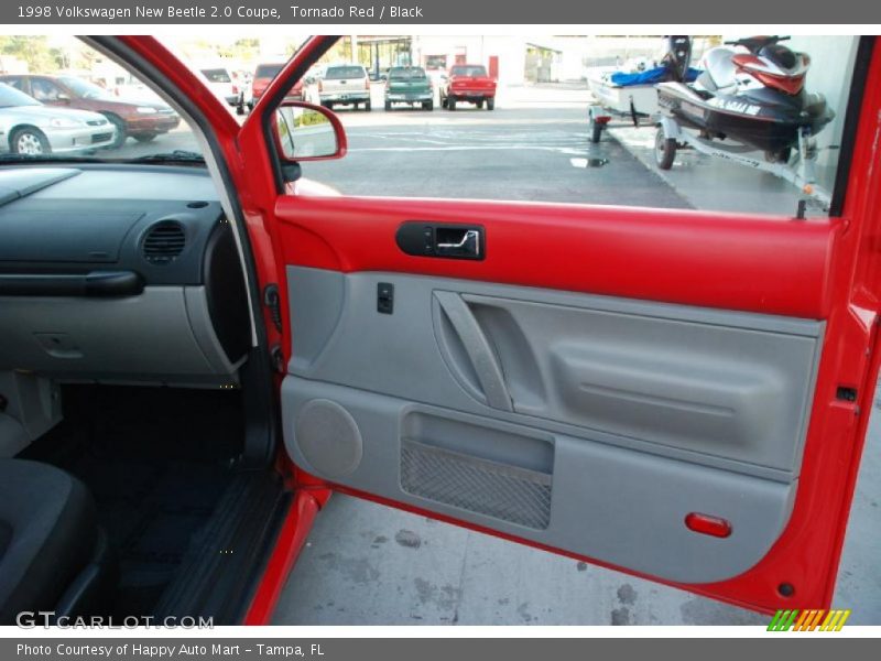Door Panel of 1998 New Beetle 2.0 Coupe
