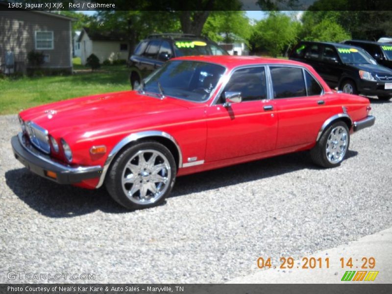 Red / Cashmere 1985 Jaguar XJ XJ6