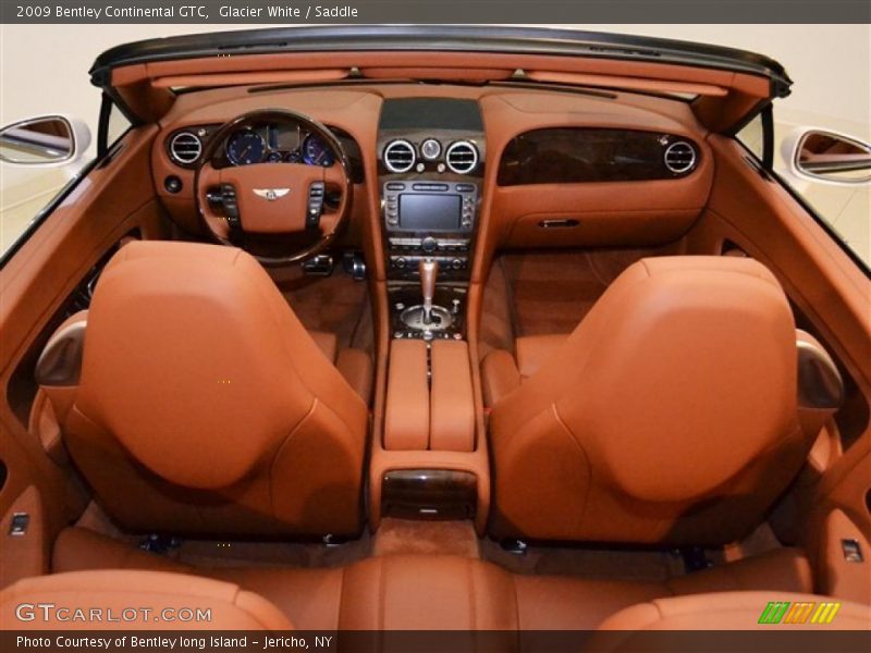 Dashboard of 2009 Continental GTC 