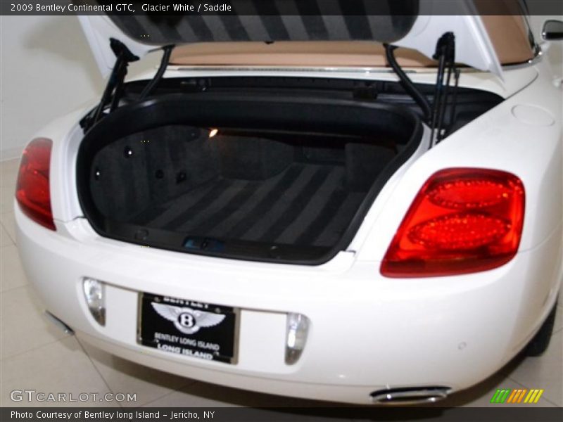 Glacier White / Saddle 2009 Bentley Continental GTC