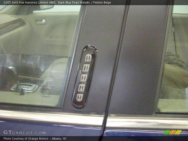 Dark Blue Pearl Metallic / Pebble Beige 2005 Ford Five Hundred Limited AWD