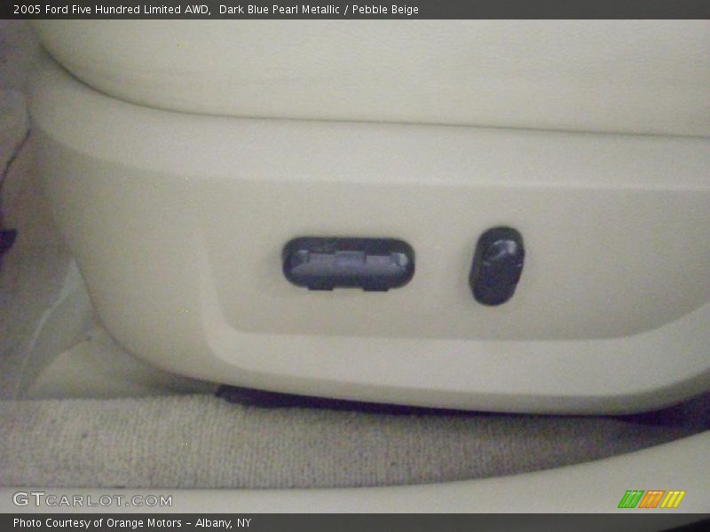 Dark Blue Pearl Metallic / Pebble Beige 2005 Ford Five Hundred Limited AWD