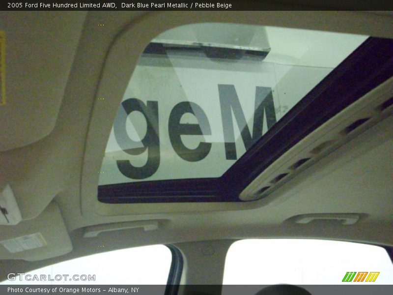 Dark Blue Pearl Metallic / Pebble Beige 2005 Ford Five Hundred Limited AWD