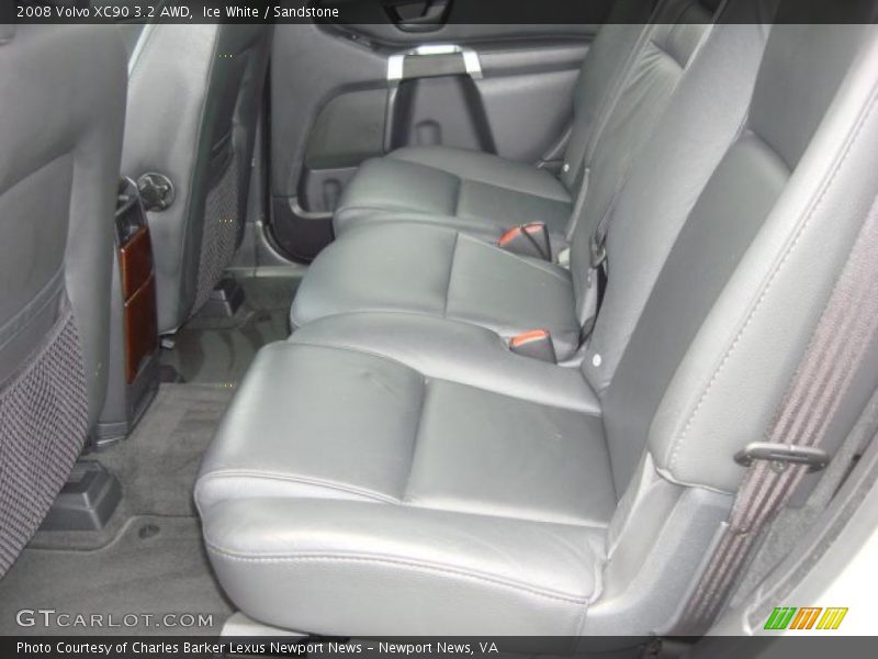 Ice White / Sandstone 2008 Volvo XC90 3.2 AWD