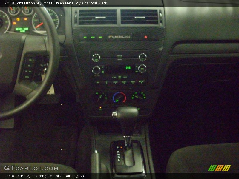 Moss Green Metallic / Charcoal Black 2008 Ford Fusion SE