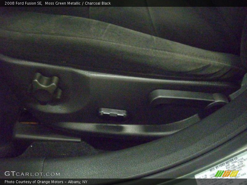 Moss Green Metallic / Charcoal Black 2008 Ford Fusion SE