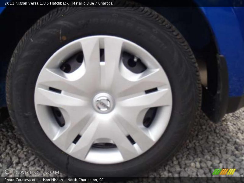 Metallic Blue / Charcoal 2011 Nissan Versa 1.8 S Hatchback