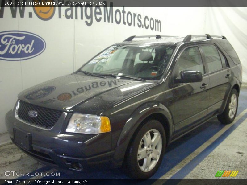 Alloy Metallic / Black 2007 Ford Freestyle Limited AWD