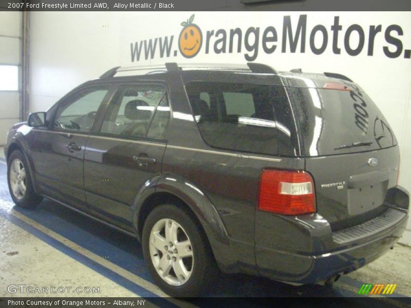 Alloy Metallic / Black 2007 Ford Freestyle Limited AWD