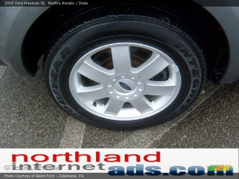 Redfire Metallic / Shale 2005 Ford Freestyle SE