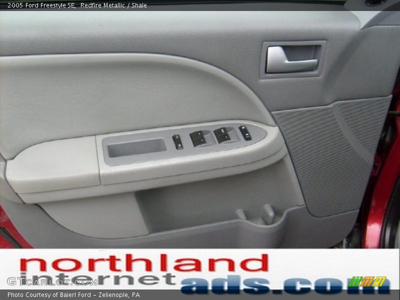 Redfire Metallic / Shale 2005 Ford Freestyle SE
