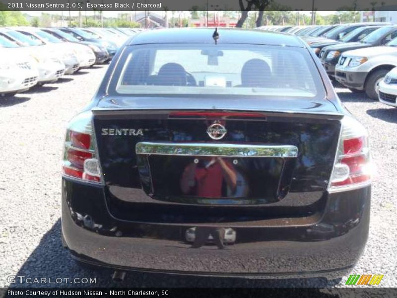 Espresso Black / Charcoal 2011 Nissan Sentra 2.0 S