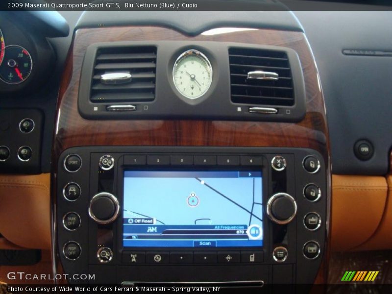 Controls of 2009 Quattroporte Sport GT S