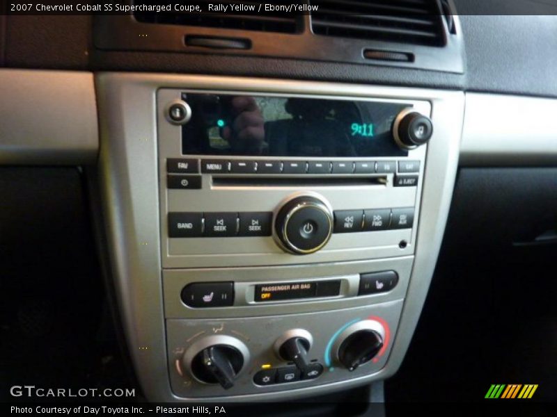 Controls of 2007 Cobalt SS Supercharged Coupe