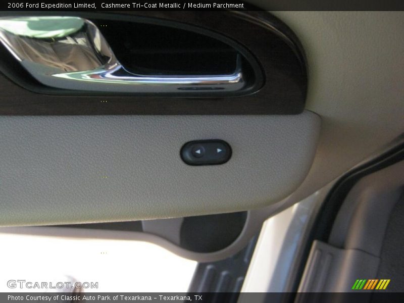 Cashmere Tri-Coat Metallic / Medium Parchment 2006 Ford Expedition Limited