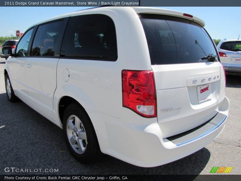 Stone White / Black/Light Graystone 2011 Dodge Grand Caravan Mainstreet
