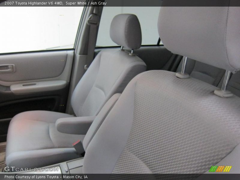 Super White / Ash Gray 2007 Toyota Highlander V6 4WD