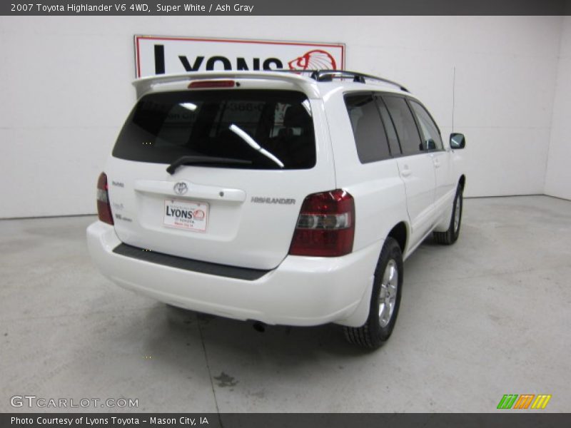 Super White / Ash Gray 2007 Toyota Highlander V6 4WD