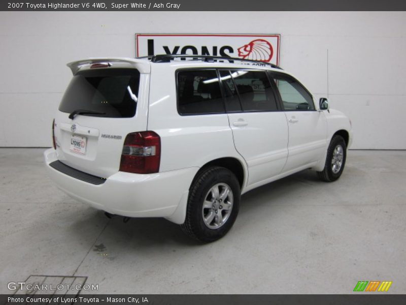 Super White / Ash Gray 2007 Toyota Highlander V6 4WD