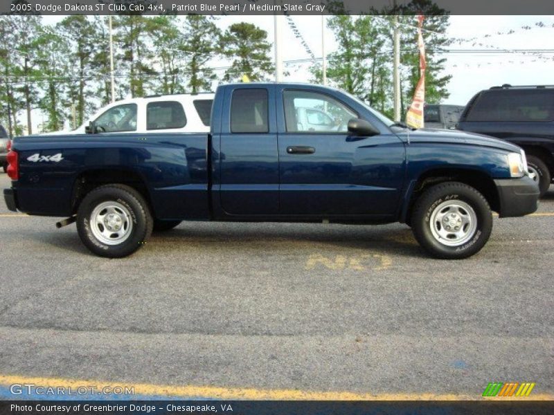 Patriot Blue Pearl / Medium Slate Gray 2005 Dodge Dakota ST Club Cab 4x4