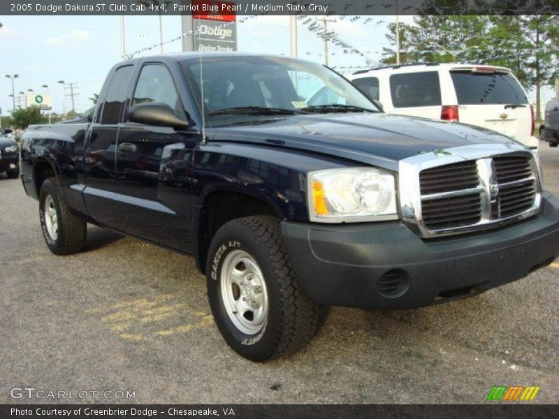 Patriot Blue Pearl / Medium Slate Gray 2005 Dodge Dakota ST Club Cab 4x4