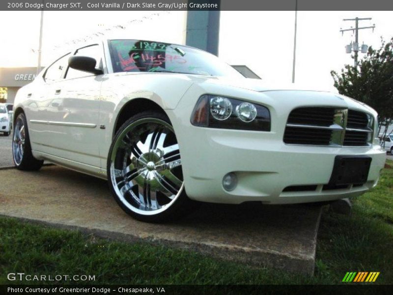 Cool Vanilla / Dark Slate Gray/Light Graystone 2006 Dodge Charger SXT