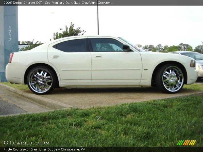 Cool Vanilla / Dark Slate Gray/Light Graystone 2006 Dodge Charger SXT
