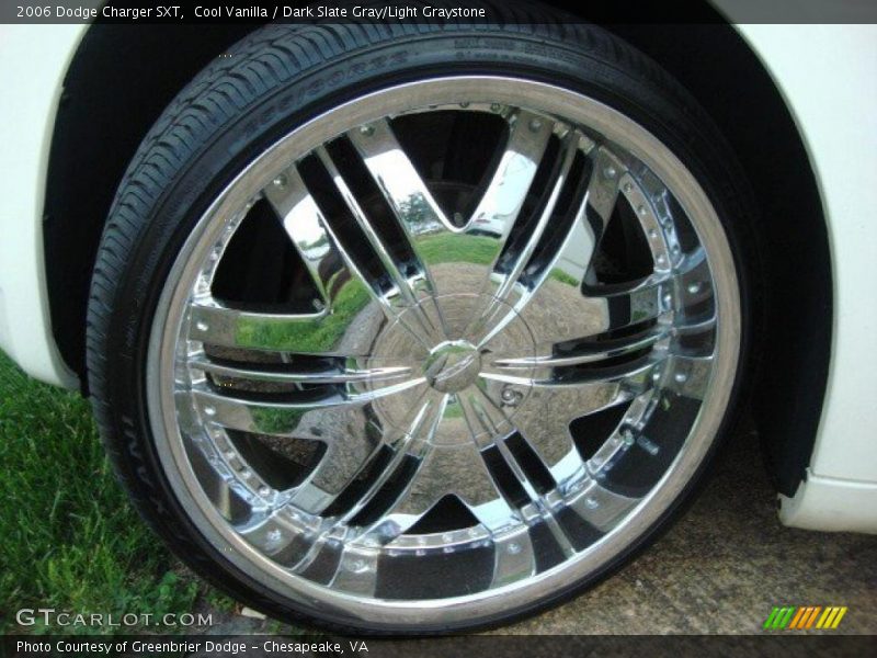 Cool Vanilla / Dark Slate Gray/Light Graystone 2006 Dodge Charger SXT