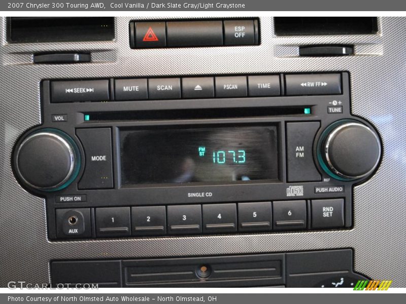 Controls of 2007 300 Touring AWD