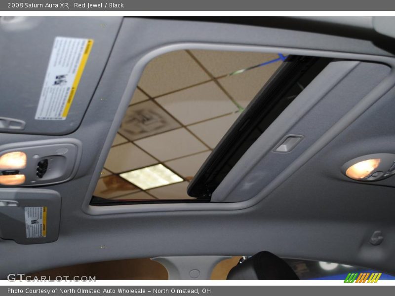 Red Jewel / Black 2008 Saturn Aura XR