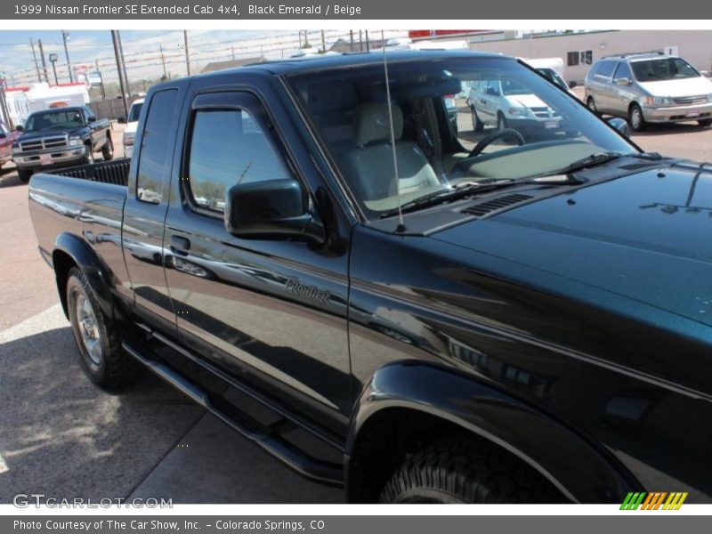 Black Emerald / Beige 1999 Nissan Frontier SE Extended Cab 4x4